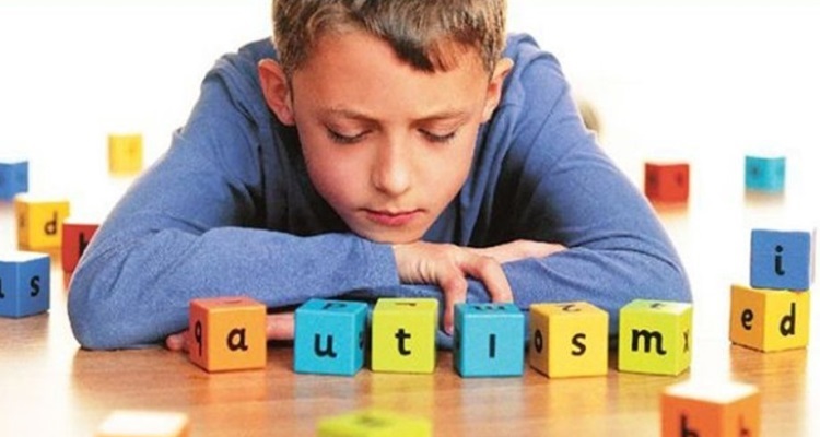 Особенные «дети дождя» или как определить аутизм у ребенка: основные признаки и симптомы