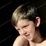 Мальчишка задумался