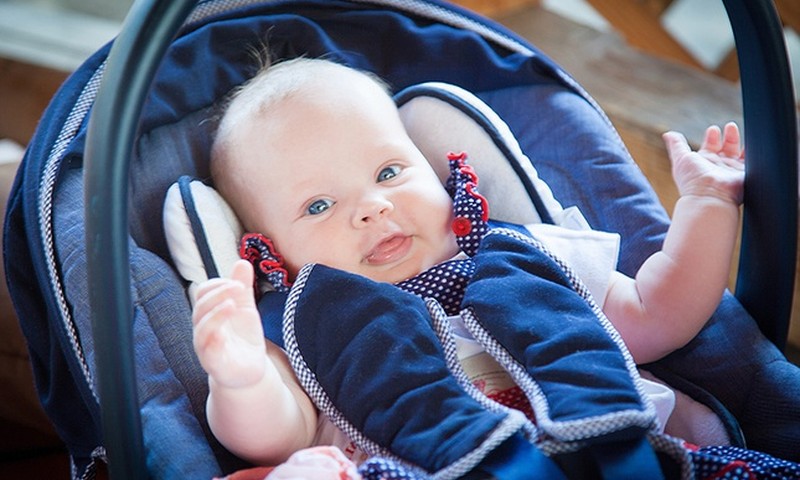 Мази от укусов комаров и других насекомых для детей: обзор лучших средств Малыш в коляске