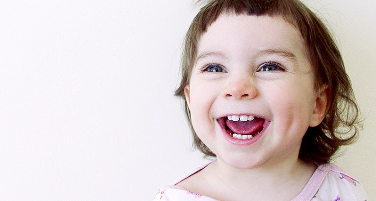 Флюс у ребенка: с чем связано заболевание и как его лечить